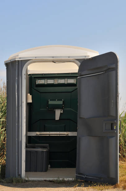 Best Affordable portable toilet rental  in Weston, MO